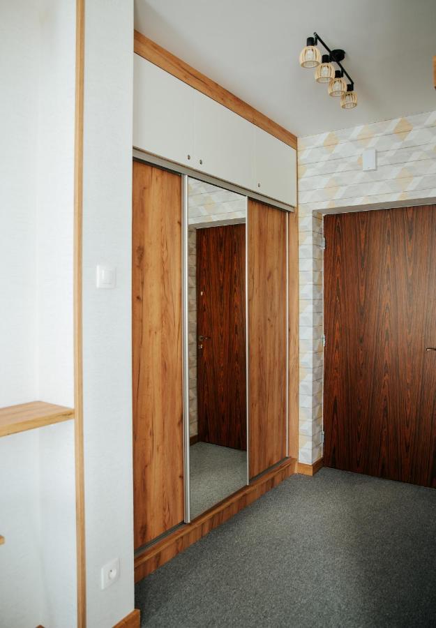 Apartamenty Czestochowa Eu 'Garaz Gratis' ภายนอก รูปภาพ