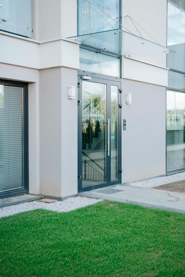 Apartamenty Czestochowa Eu 'Garaz Gratis' ภายนอก รูปภาพ