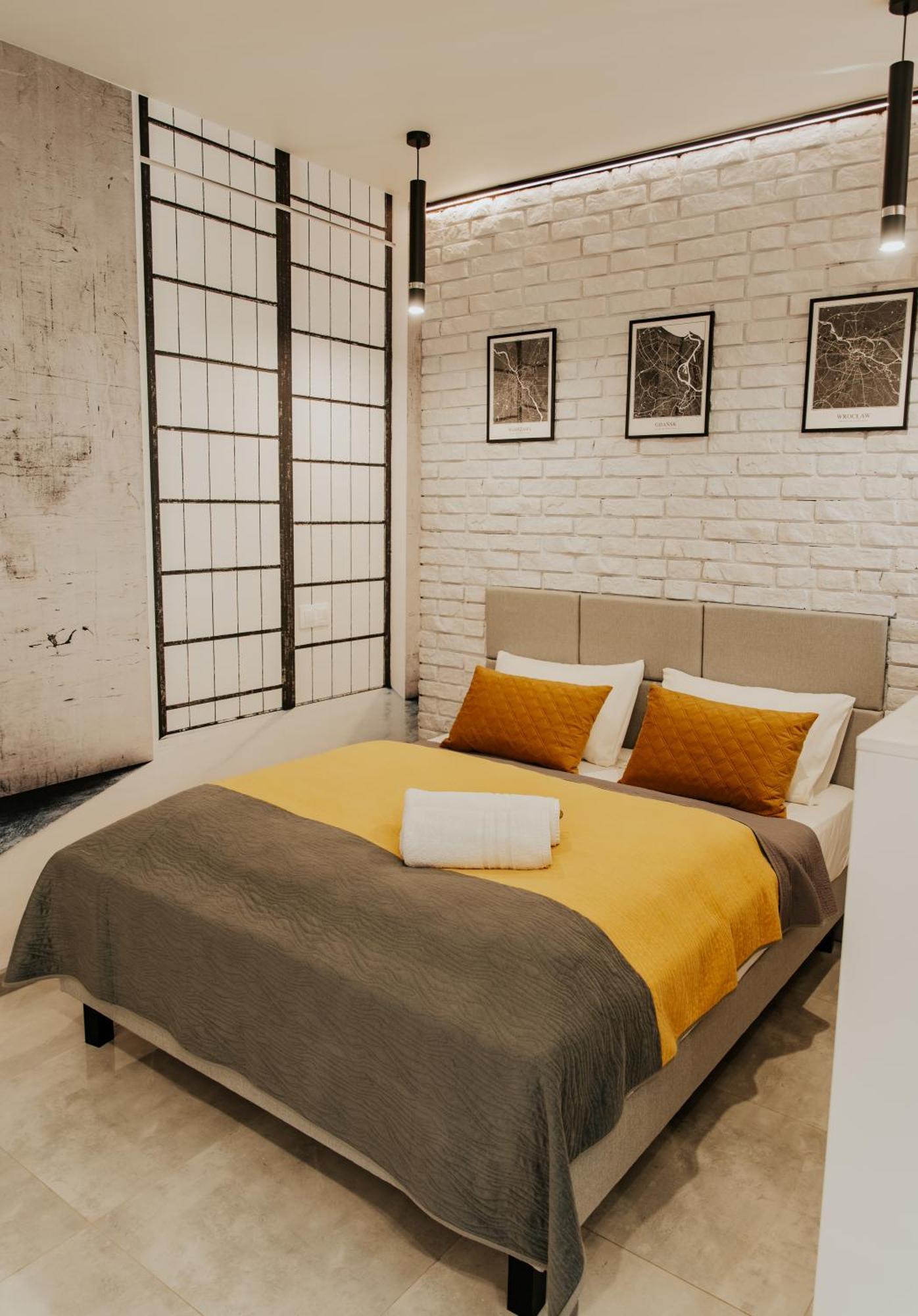 Apartamenty Czestochowa Eu 'Garaz Gratis' ภายนอก รูปภาพ