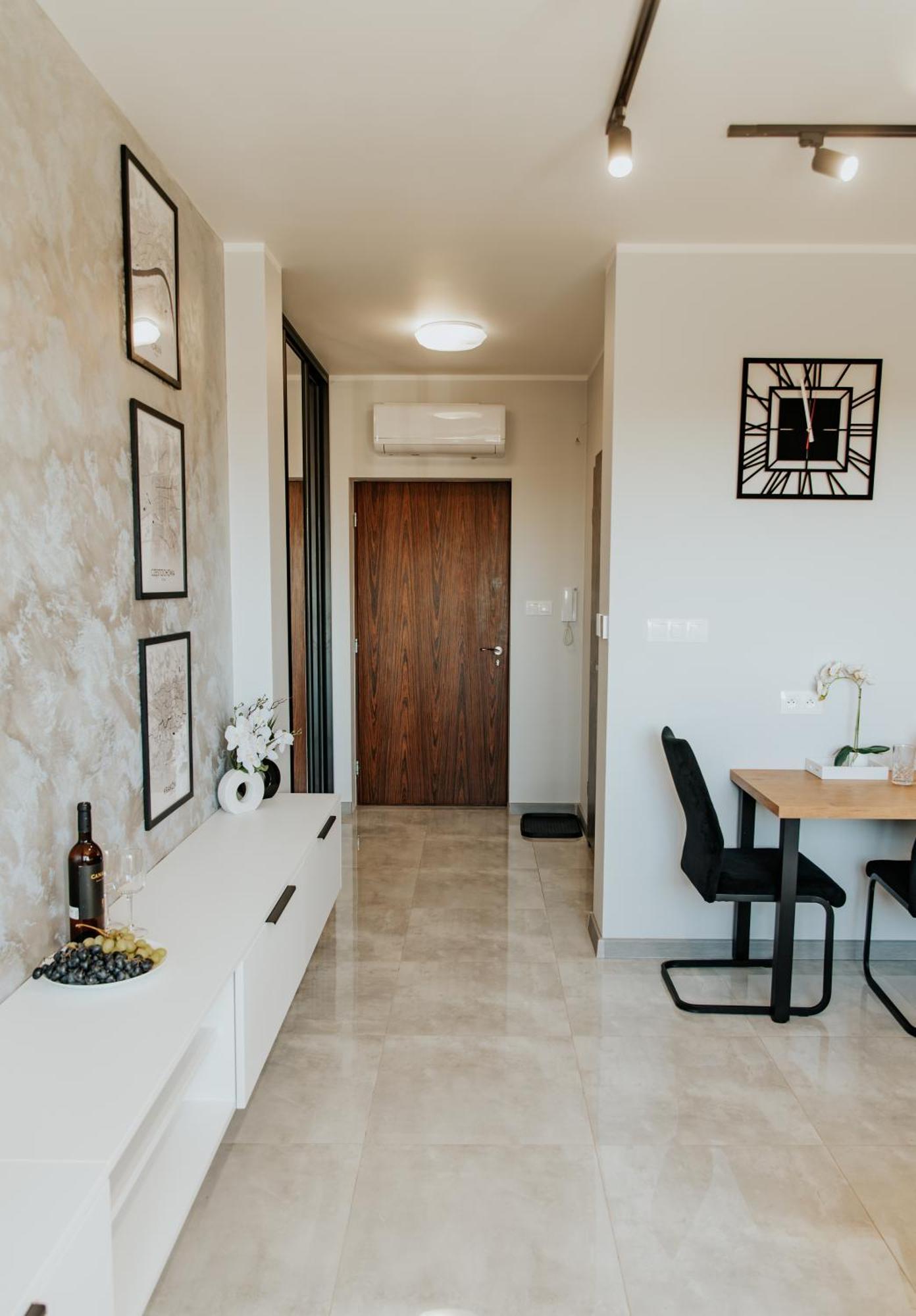 Apartamenty Czestochowa Eu 'Garaz Gratis' ภายนอก รูปภาพ