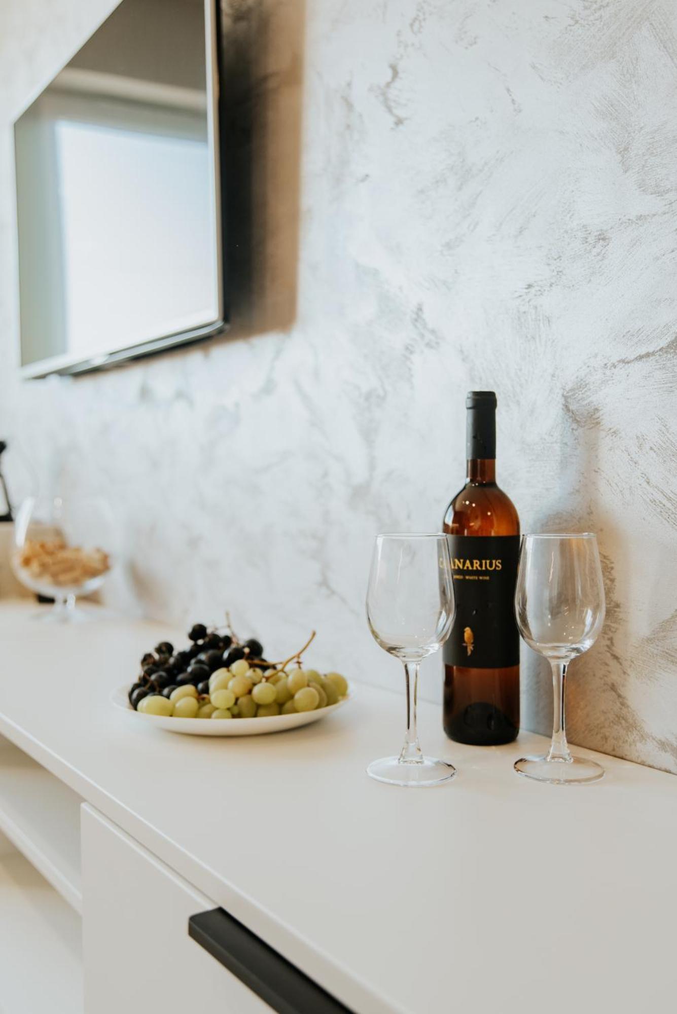 Apartamenty Czestochowa Eu 'Garaz Gratis' ภายนอก รูปภาพ