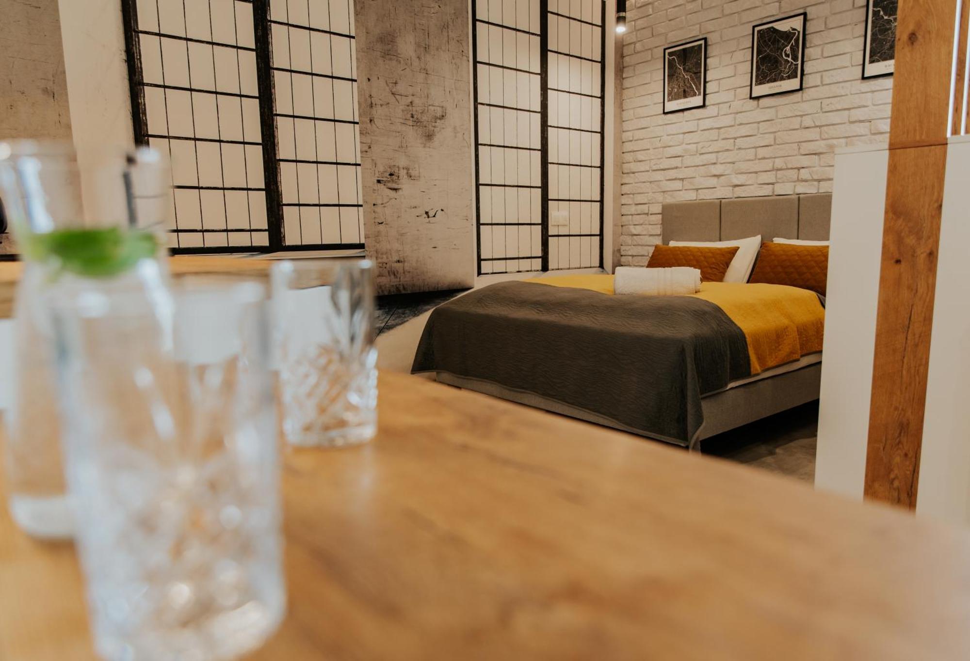 Apartamenty Czestochowa Eu 'Garaz Gratis' ภายนอก รูปภาพ